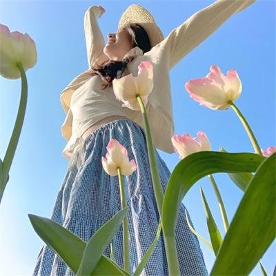 雏燕鸣春
